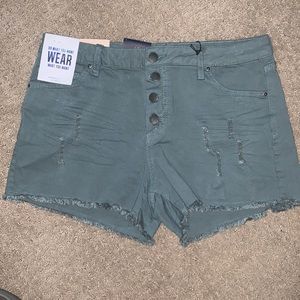 Angel kiss denim shorts